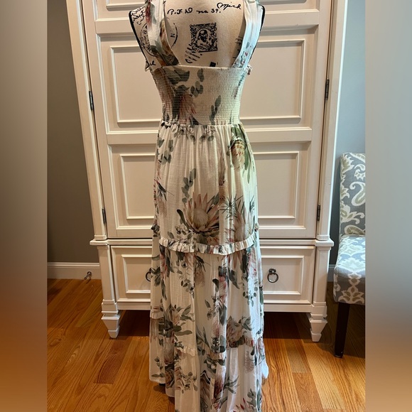 Summer floral linen dress - Picture 2 of 6